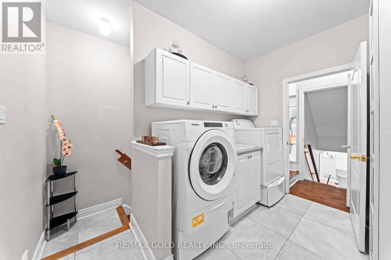 31 Fontainebleu Road, Brampton, Ontario  L6P 1Z1 - Photo 15 - W13663106