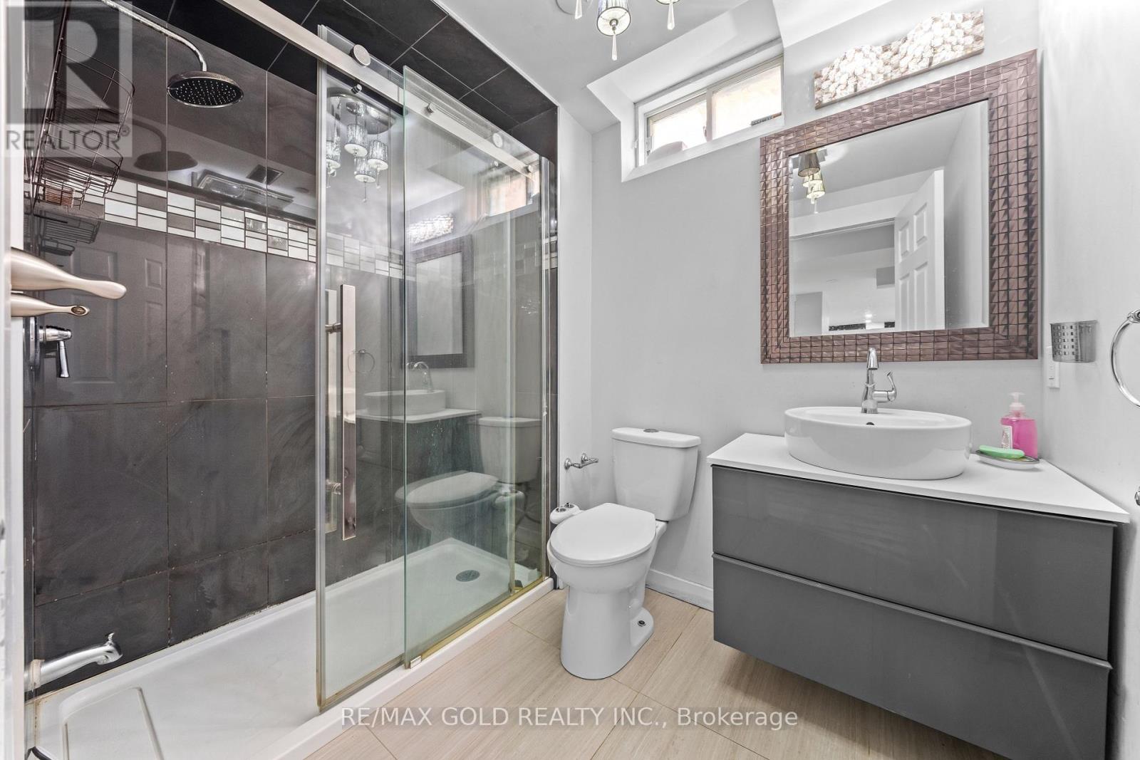 31 Fontainebleu Road, Brampton, Ontario  L6P 1Z1 - Photo 29 - W13663106