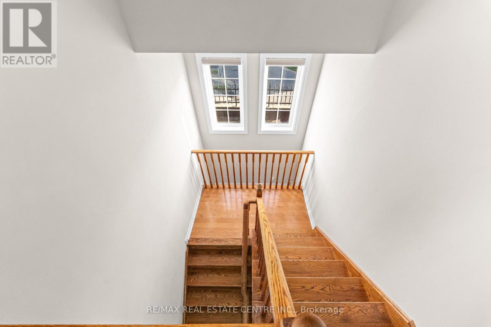 42 Domenico Crescent, Brampton, Ontario  L6P 1H5 - Photo 18 - W13663114