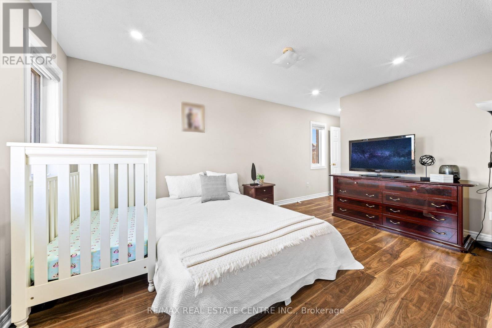42 Domenico Crescent, Brampton, Ontario  L6P 1H5 - Photo 23 - W13663114