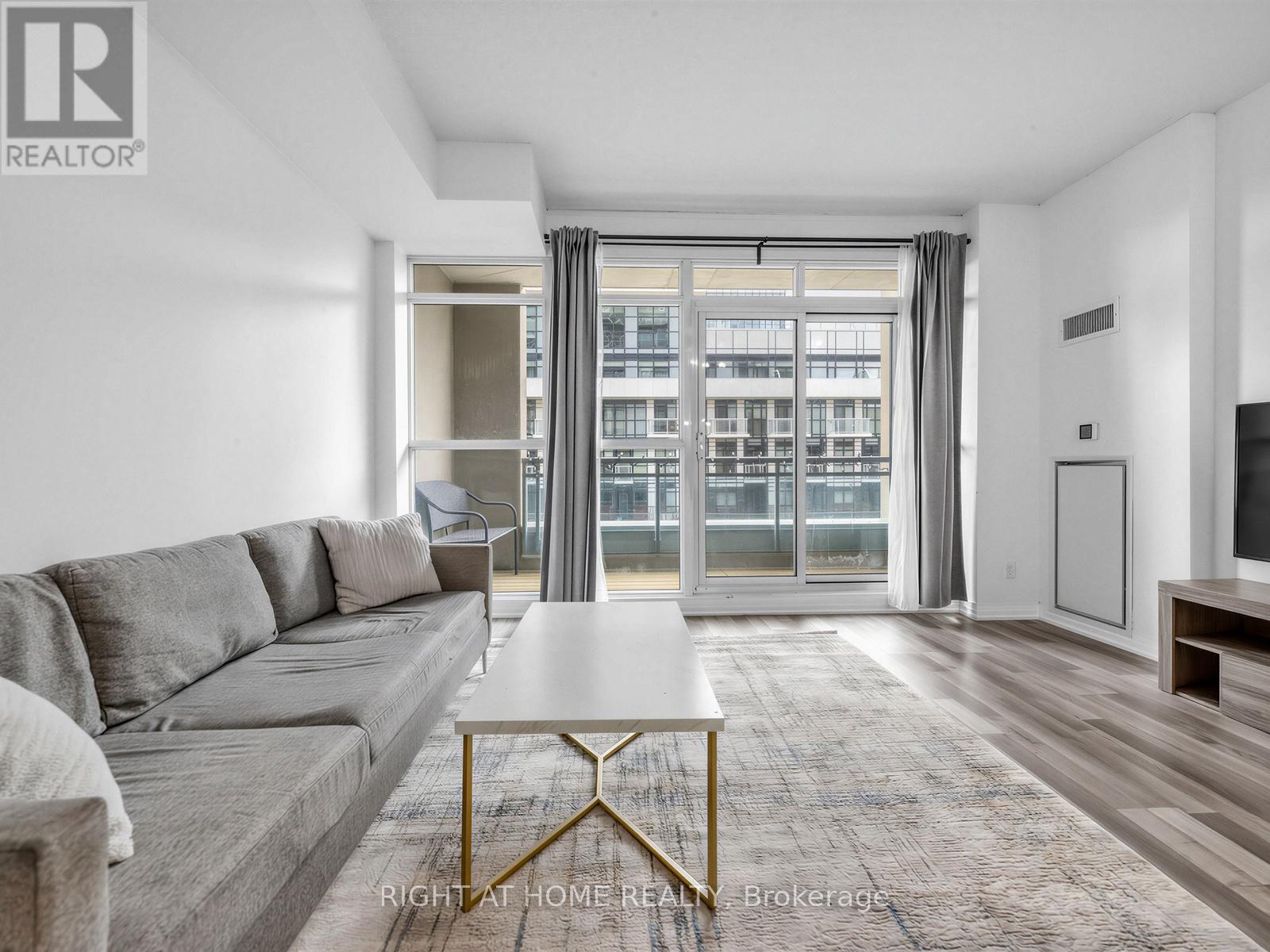208 - 155 Legion Road N, Toronto, Ontario  M8Y 0A7 - Photo 7 - W13663176