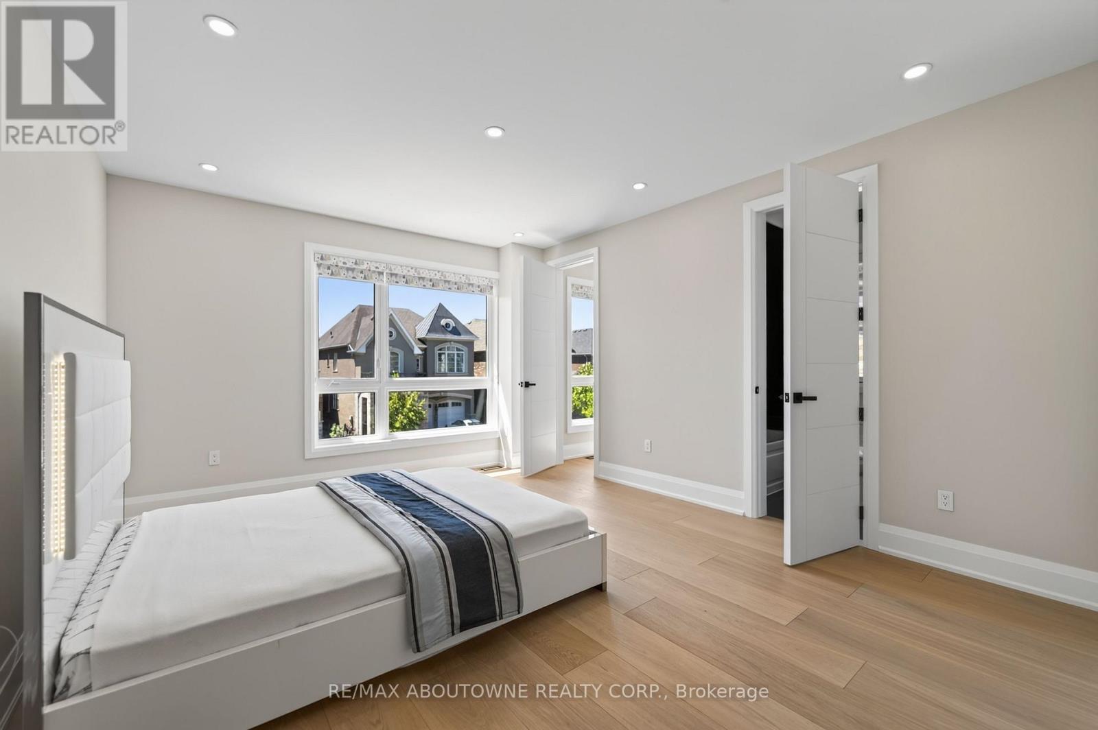 197 Polly Drive, Oakville, Ontario  L6M 5K2 - Photo 30 - W13663186