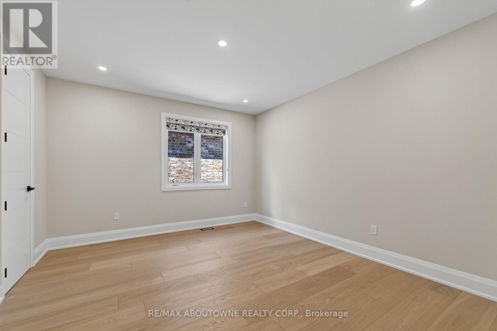 197 Polly Drive, Oakville, Ontario  L6M 5K2 - Photo 32 - W13663186