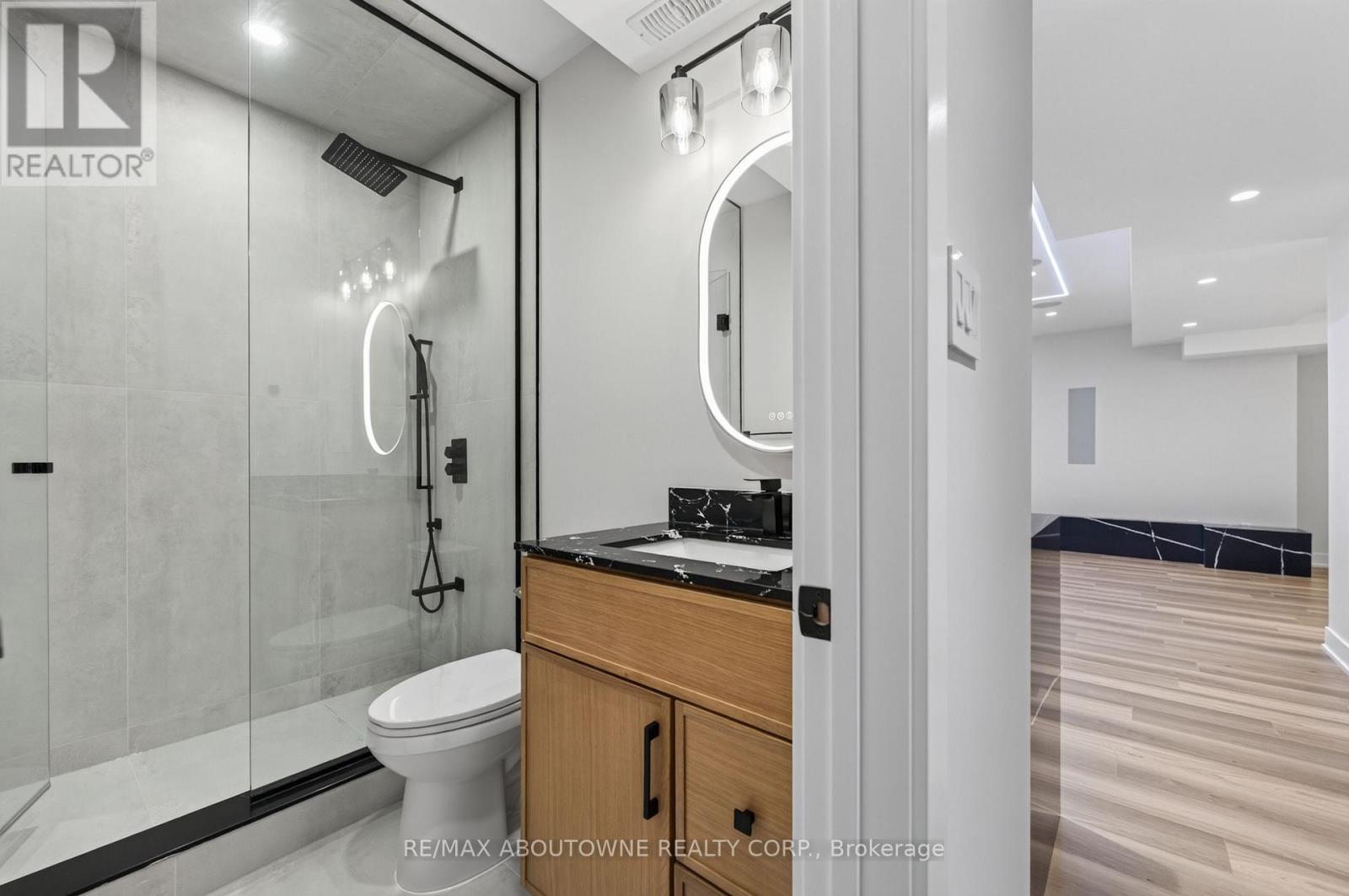 197 Polly Drive, Oakville, Ontario  L6M 5K2 - Photo 38 - W13663186