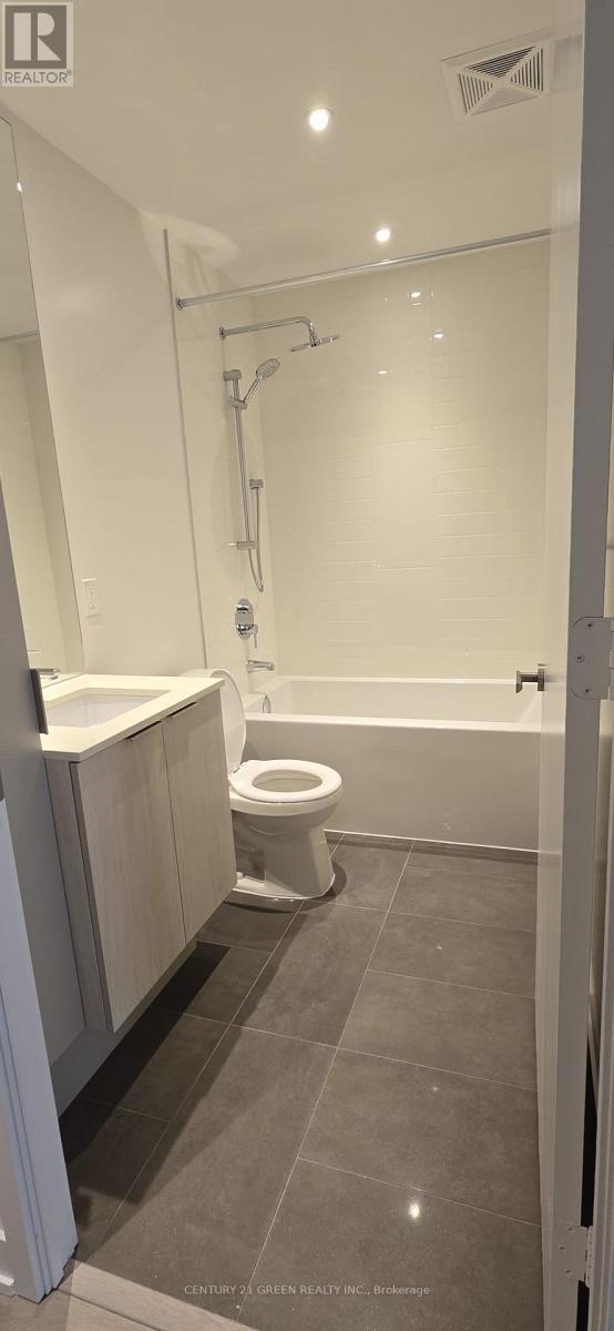 1601 - 448 Burnhamthorpe Road W, Mississauga, Ontario  L5B 4M6 - Photo 7 - W13663242