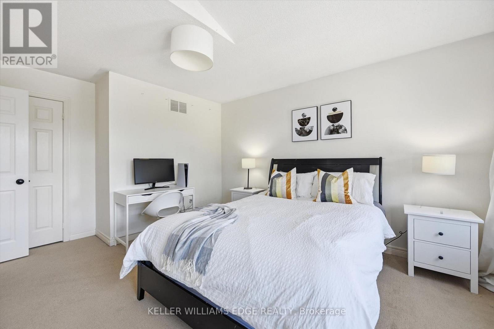 5444 Sundial Road, Burlington, Ontario  L7L 7N1 - Photo 23 - W13663244