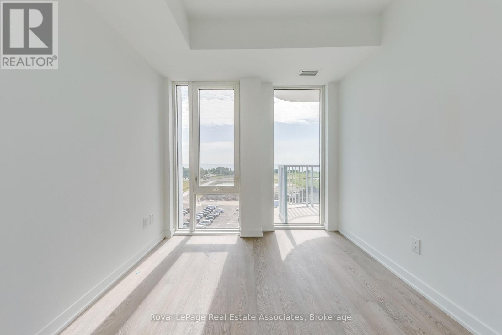806 - 220 Missinnihe Way, Mississauga, Ontario  L5H 0A9 - Photo 19 - W13663248