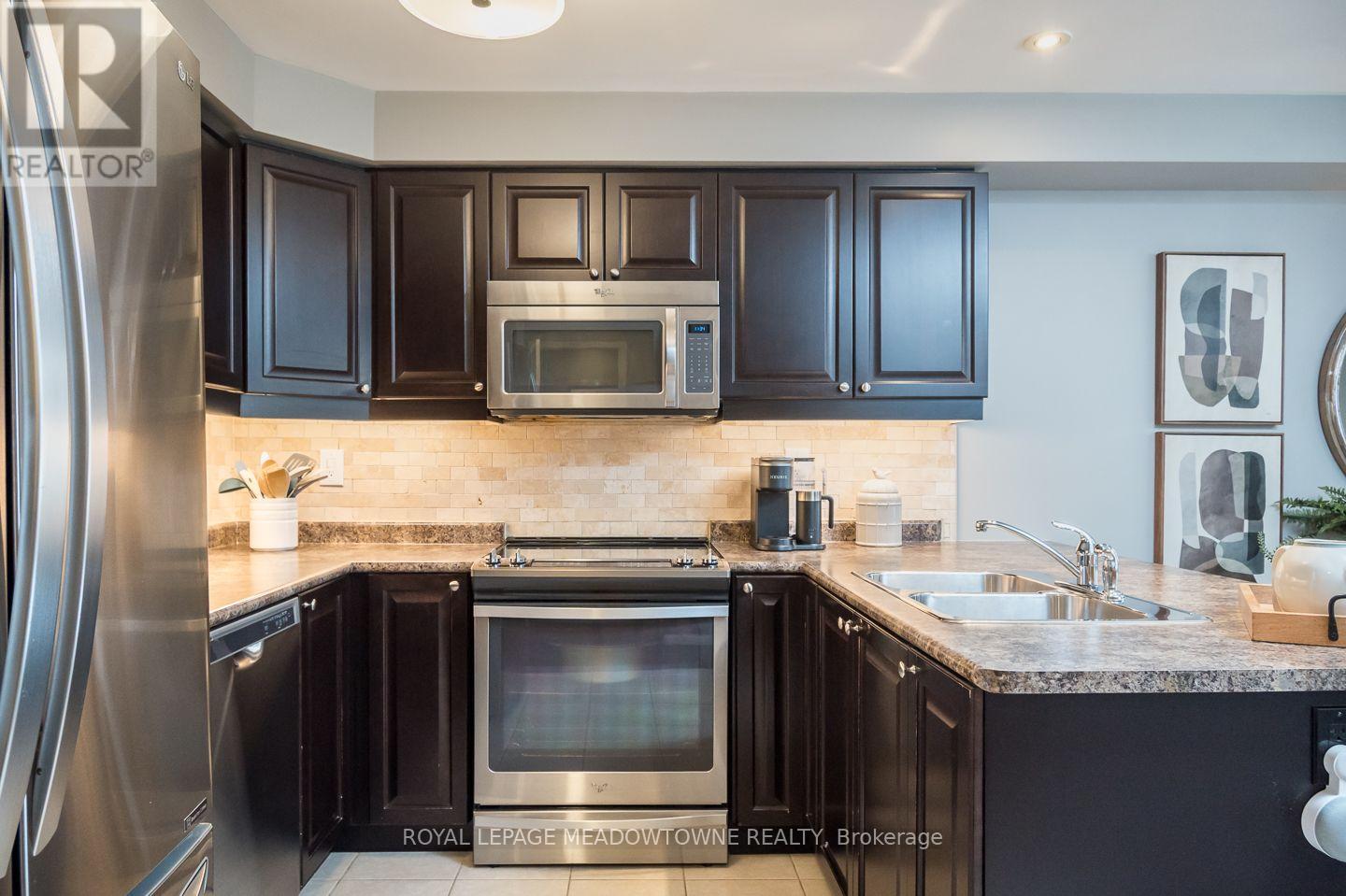 275 Eves Gate, Milton, Ontario  L9E 0A2 - Photo 16 - W13663258