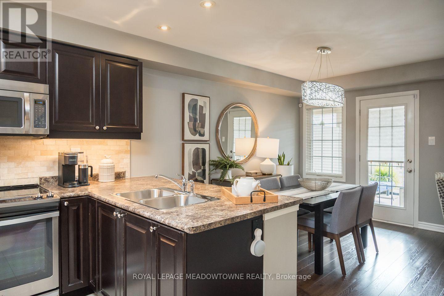275 Eves Gate, Milton, Ontario  L9E 0A2 - Photo 17 - W13663258
