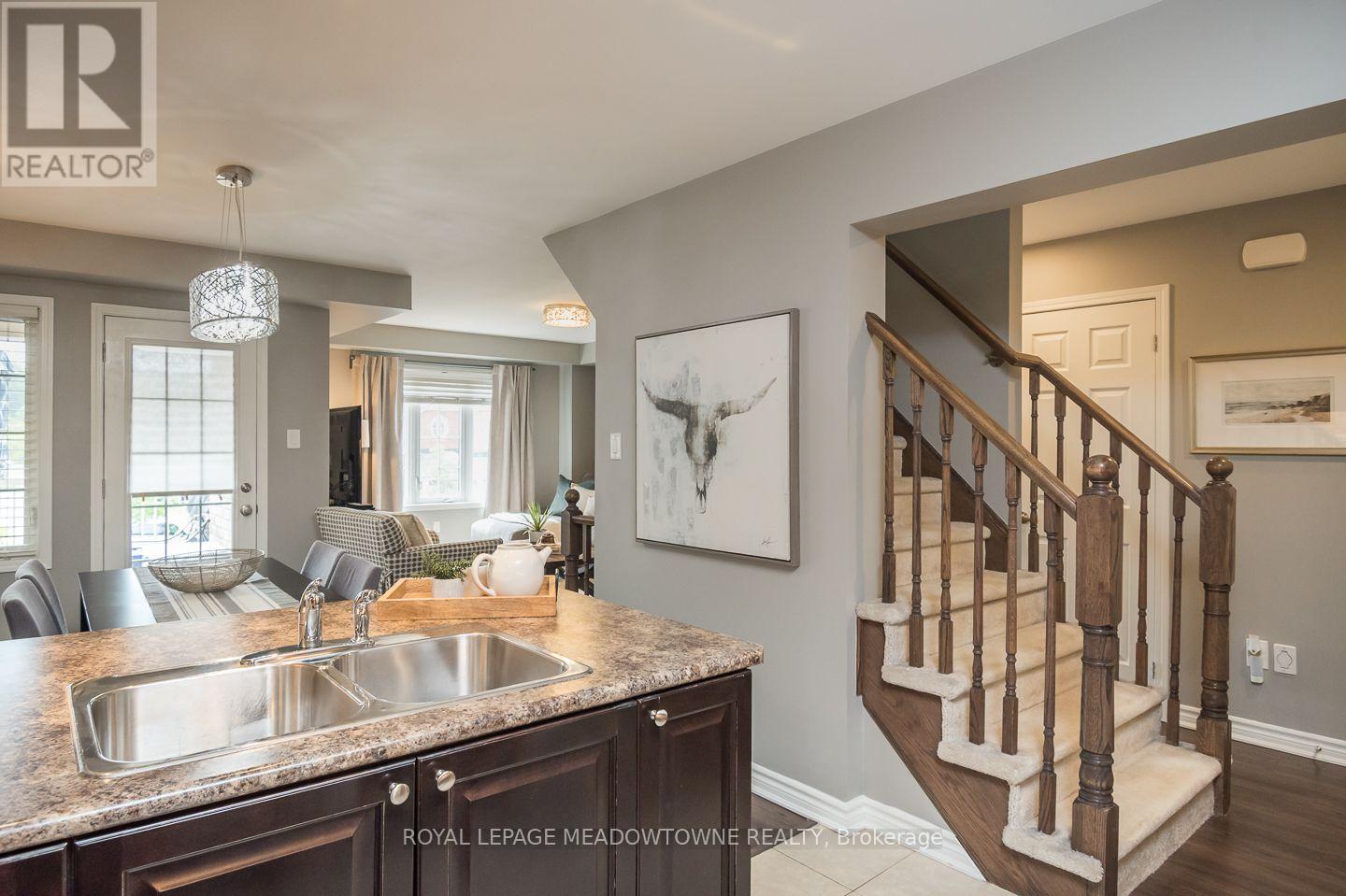 275 Eves Gate, Milton, Ontario  L9E 0A2 - Photo 18 - W13663258