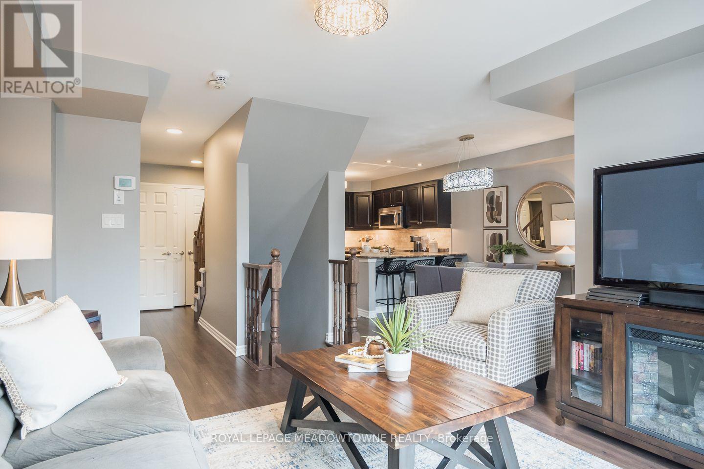 275 Eves Gate, Milton, Ontario  L9E 0A2 - Photo 8 - W13663258