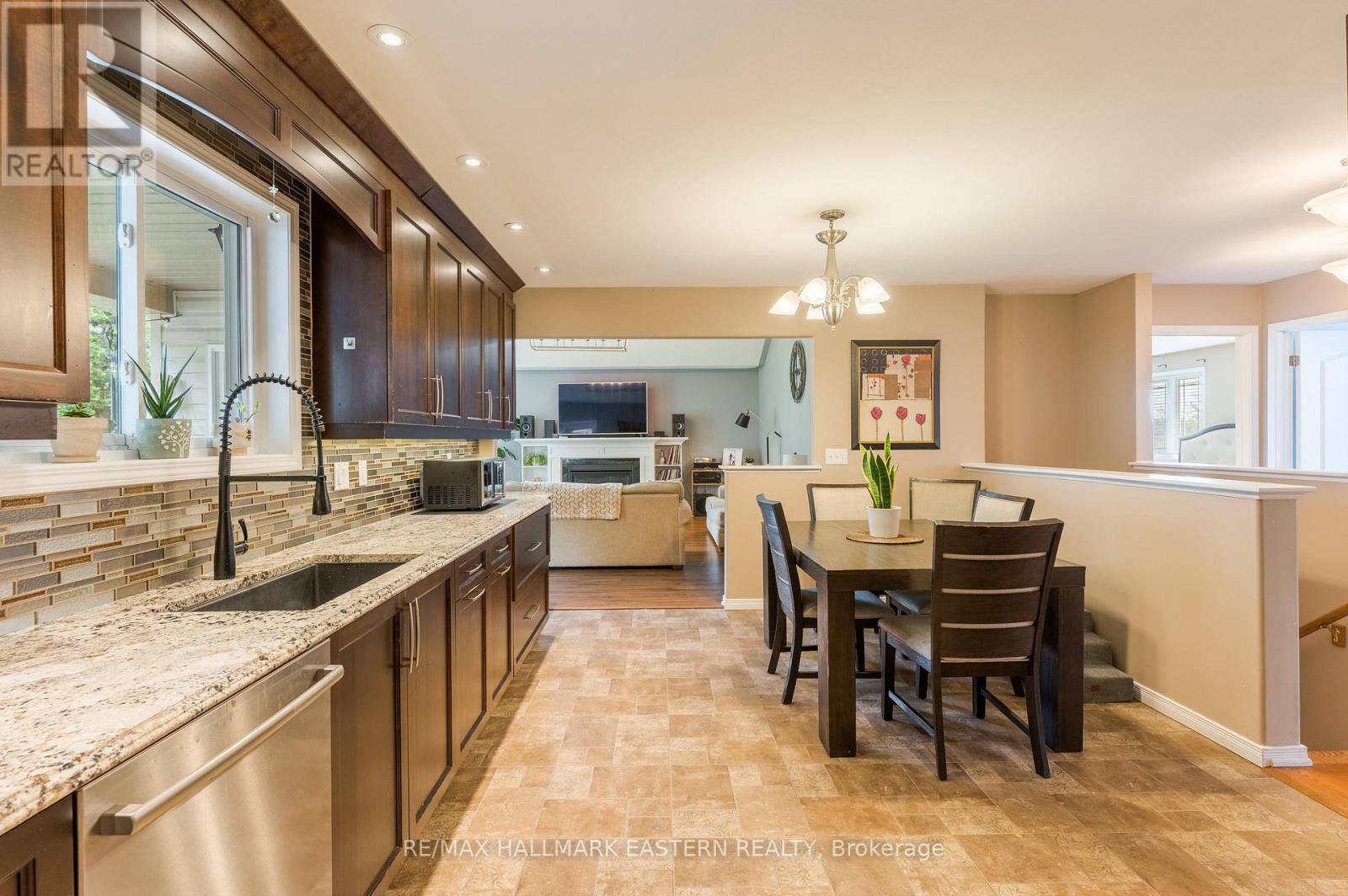 58 Parcells Crescent, Peterborough, Ontario  K9K 2P2 - Photo 12 - X13661698