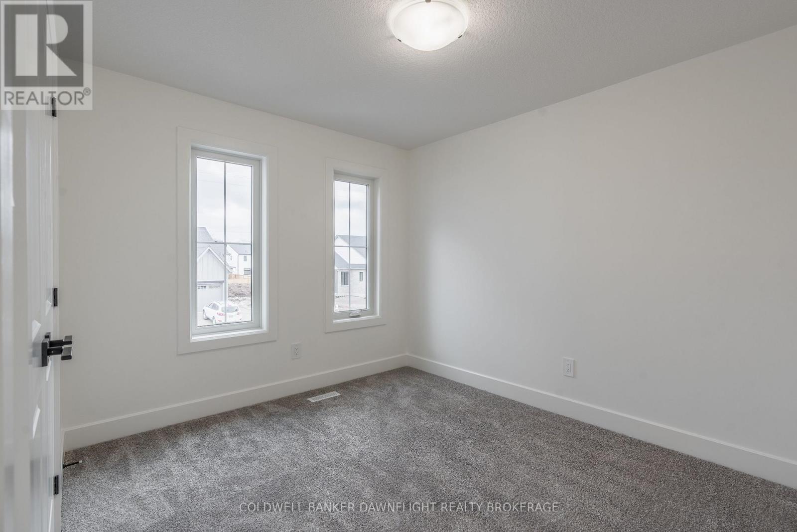 19 - 147 Scotts Drive, Lucan Biddulph, Ontario  N0M 2J0 - Photo 29 - X12967610
