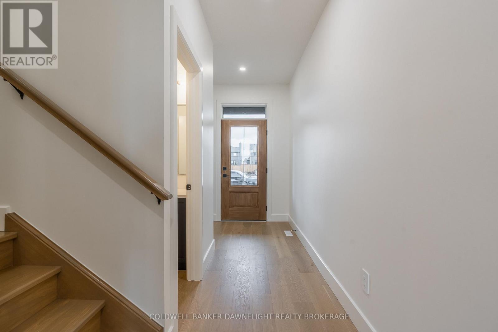 19 - 147 Scotts Drive, Lucan Biddulph, Ontario  N0M 2J0 - Photo 5 - X12967610