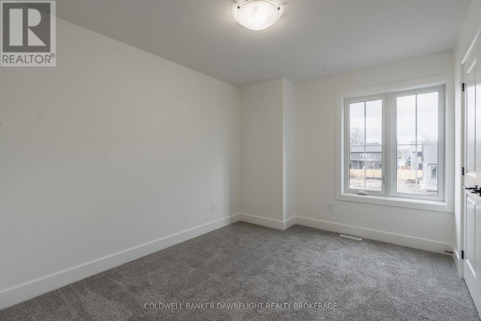 19 - 147 Scotts Drive, Lucan Biddulph, Ontario  N0M 2J0 - Photo 31 - X12967610