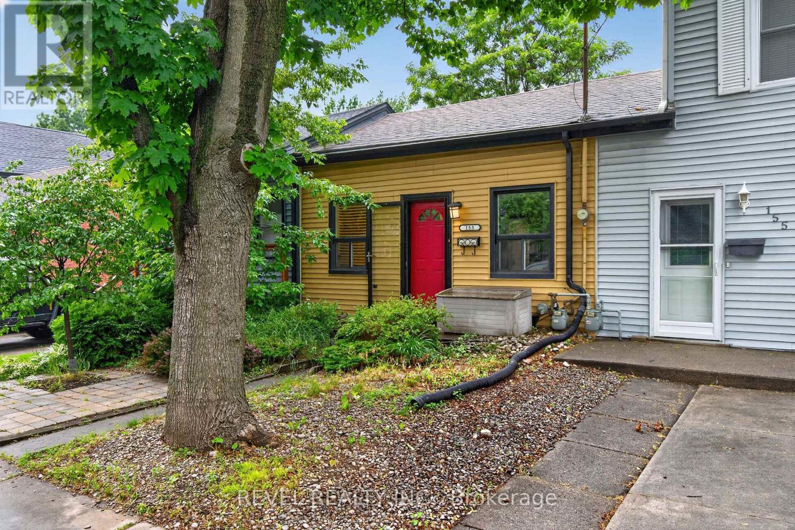 153 Ferrie Street E, Hamilton, Ontario  L8L 3T4 - Photo 2 - X13663072