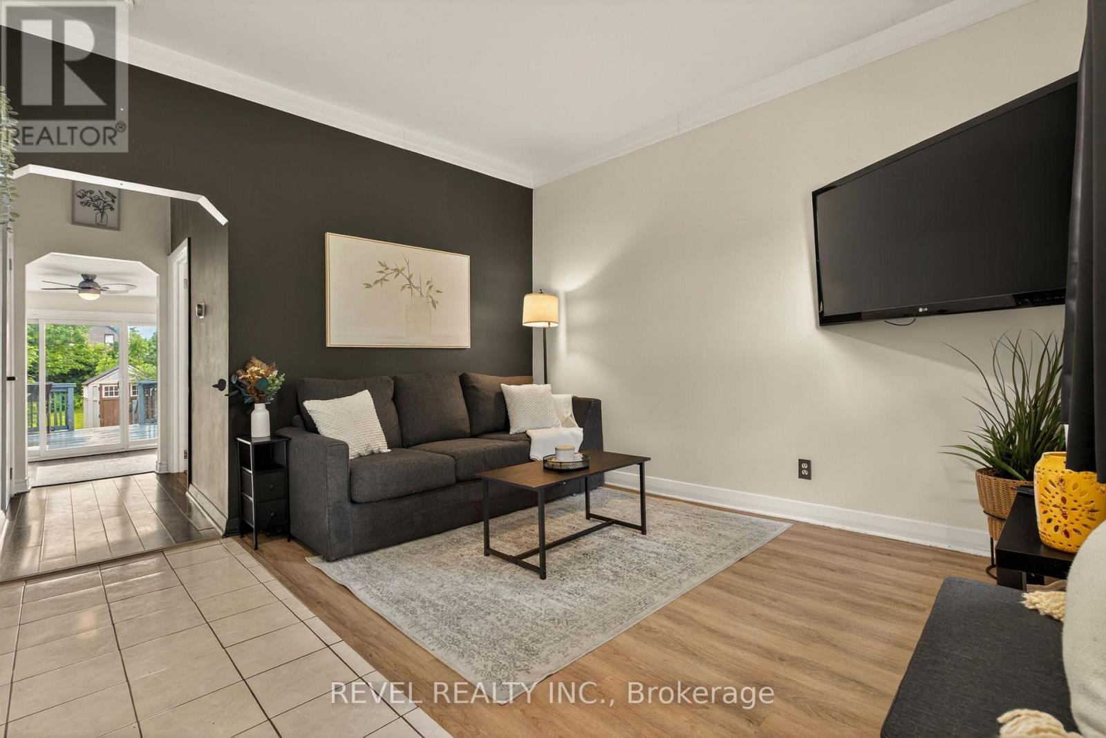 153 Ferrie Street E, Hamilton, Ontario  L8L 3T4 - Photo 4 - X13663072