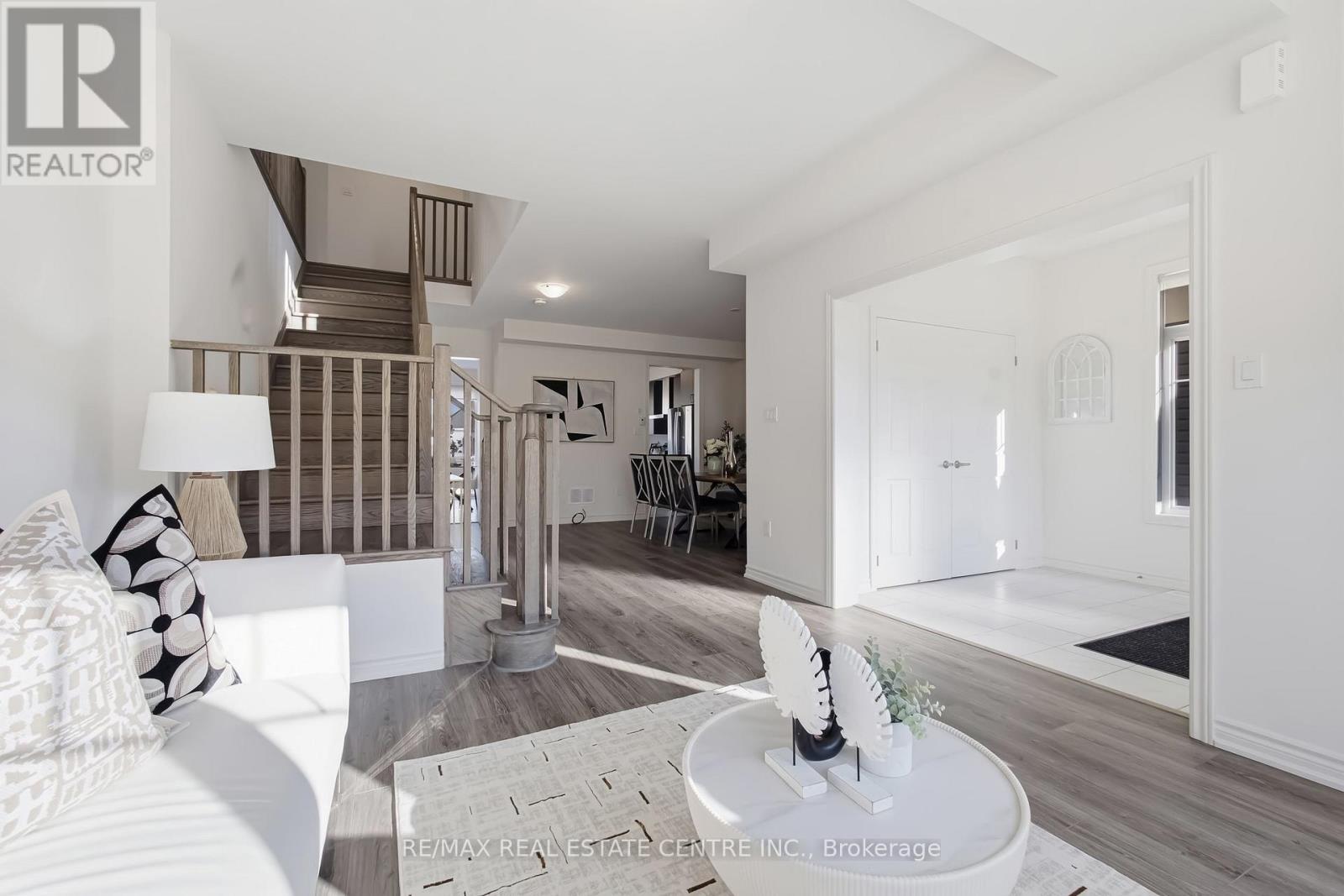 123 Rea Drive, Centre Wellington, Ontario  N1M 0J8 - Photo 6 - X13663090