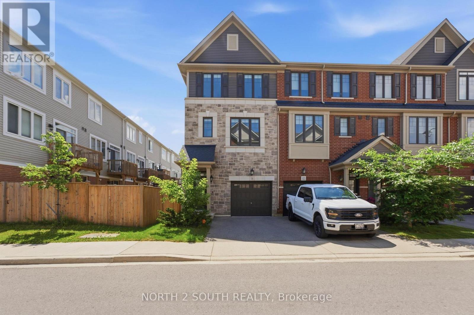 14 Snowberry Lane, Hamilton, Ontario  L8K 0A4 - Photo 1 - X13663116
