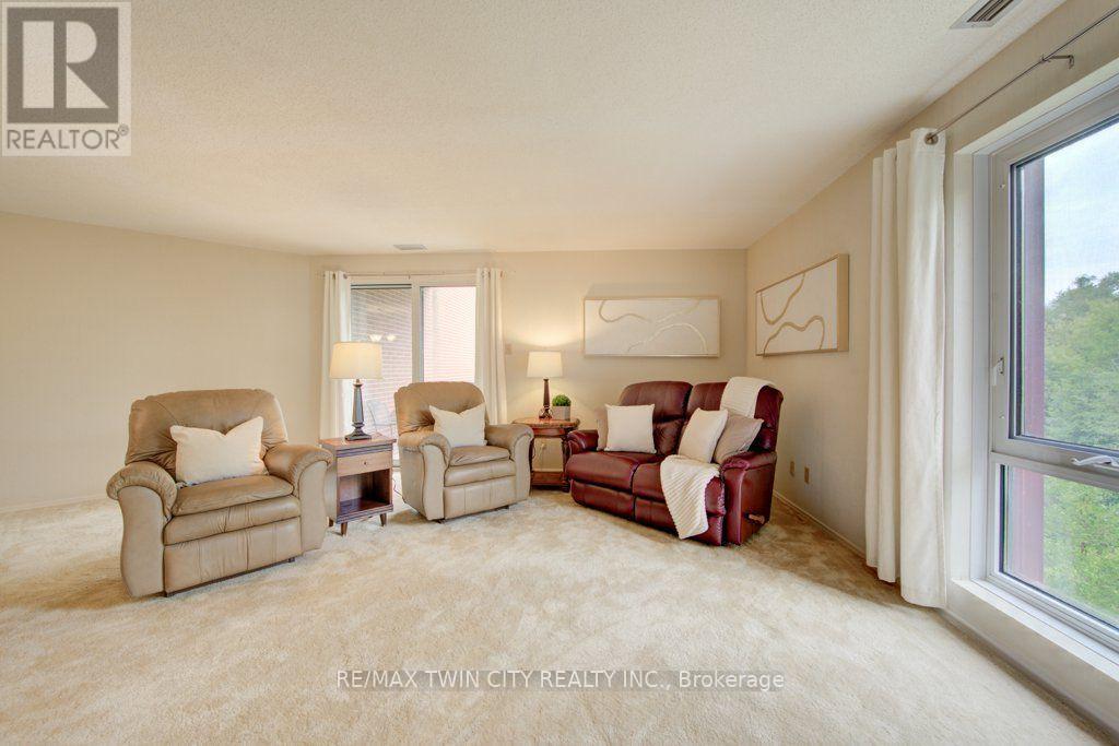 32 - 52 Blue Springs Drive, Waterloo, Ontario N2J 4M4 - Photo 11 - X13663122