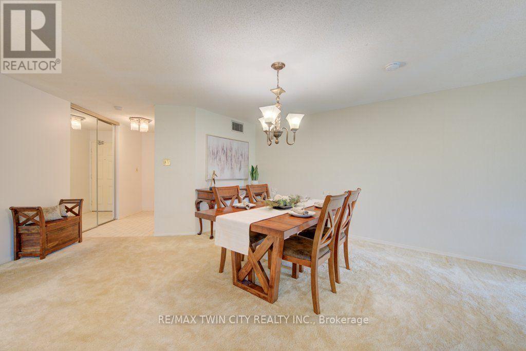 32 - 52 Blue Springs Drive, Waterloo, Ontario N2J 4M4 - Photo 5 - X13663122