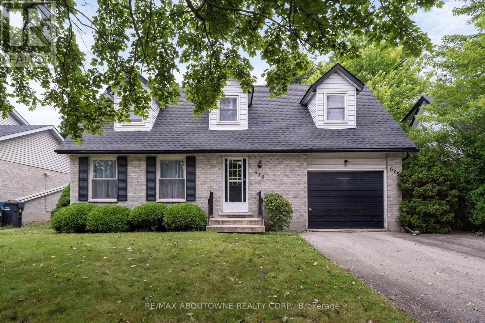 678 EDINBURGH ROAD S, Guelph, Ontario