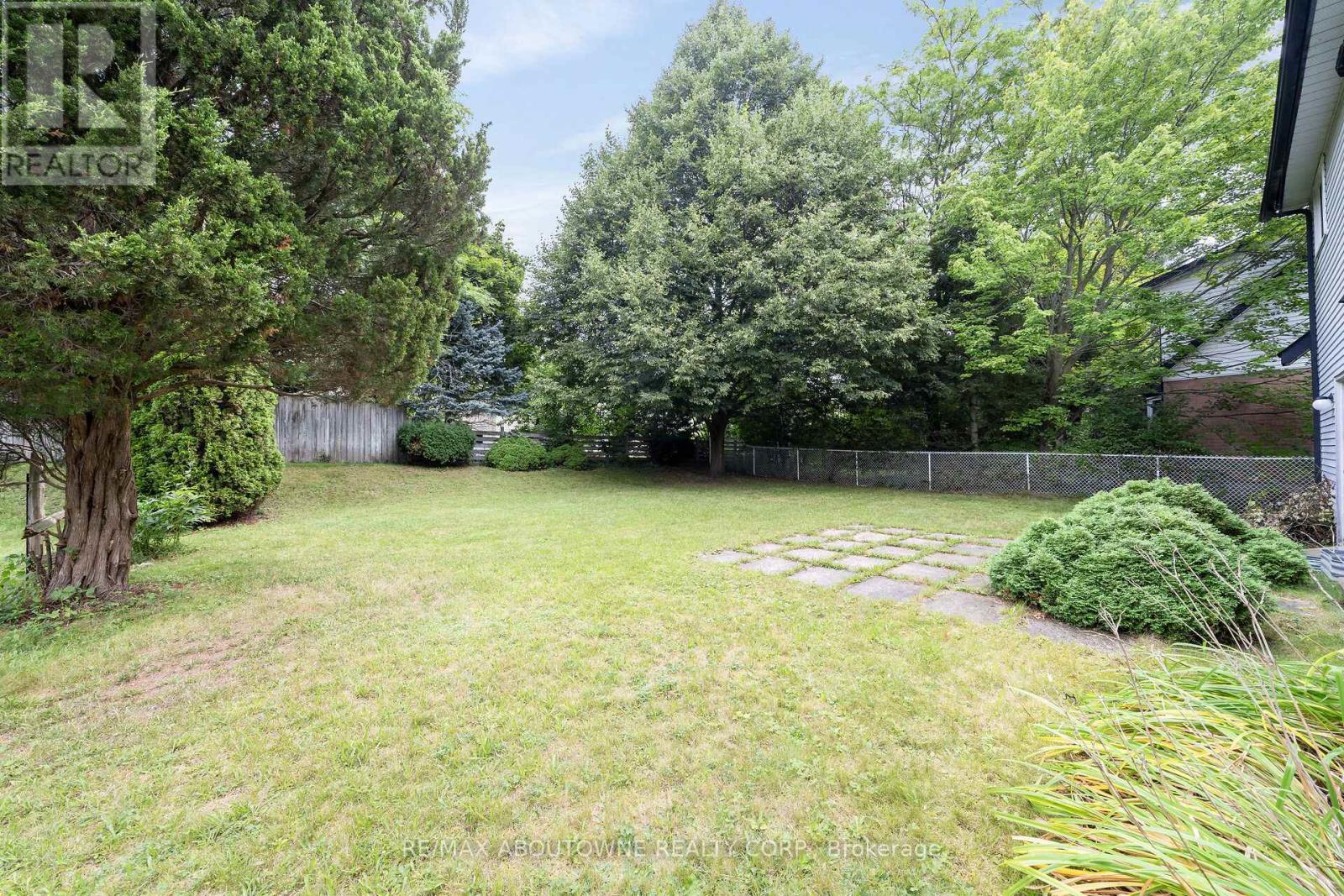 678 Edinburgh Road S, Guelph, Ontario  N1G 4H8 - Photo 24 - X13663172