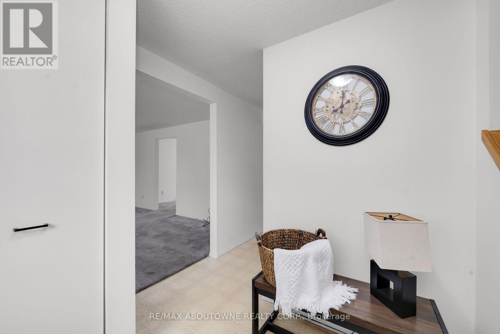 678 Edinburgh Road S, Guelph, Ontario  N1G 4H8 - Photo 4 - X13663172