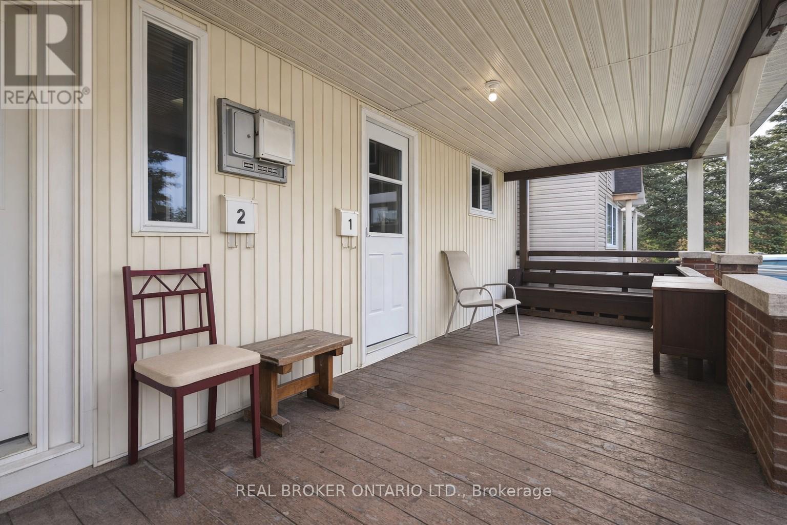 4394 Ellis Street, Niagara Falls, Ontario  L2E 1H4 - Photo 3 - X13663216