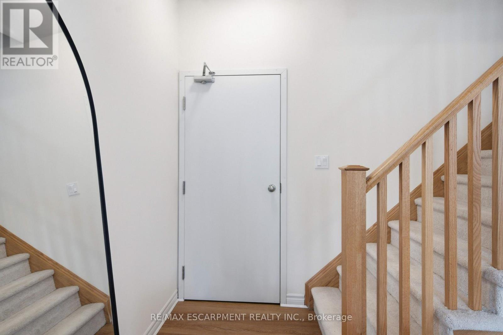 49 - 383 Dundas Street E, Hamilton, Ontario L8B 1X6 - Photo 3 - X13663234