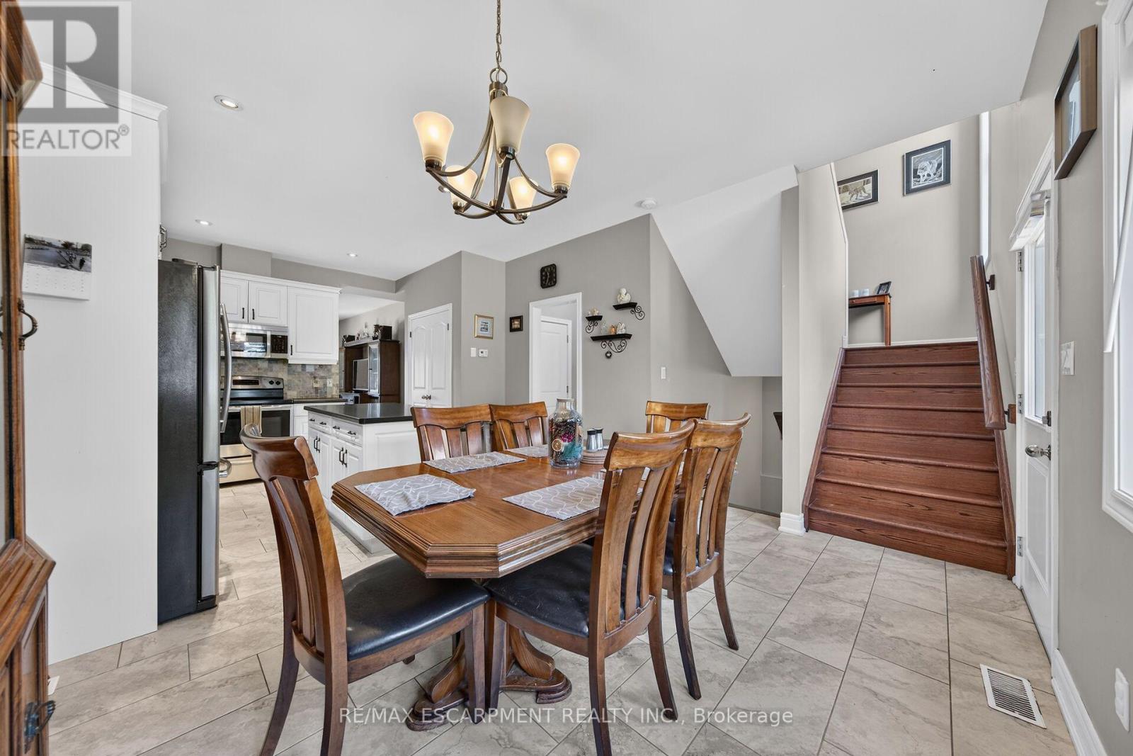 17 Grantham Avenue S, St. Catharines, Ontario  L2P 3B3 - Photo 18 - X13663260