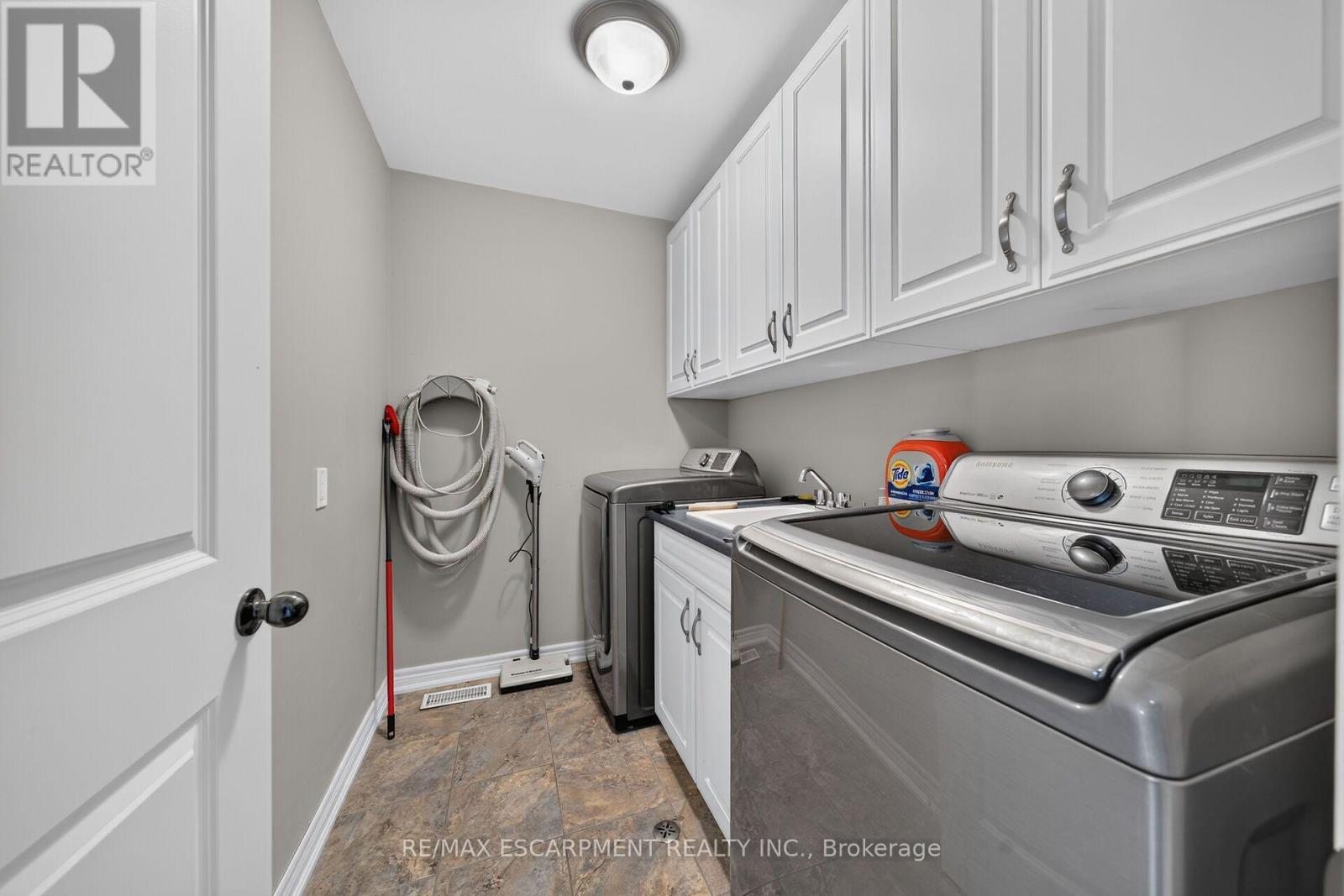 17 Grantham Avenue S, St. Catharines, Ontario  L2P 3B3 - Photo 36 - X13663260