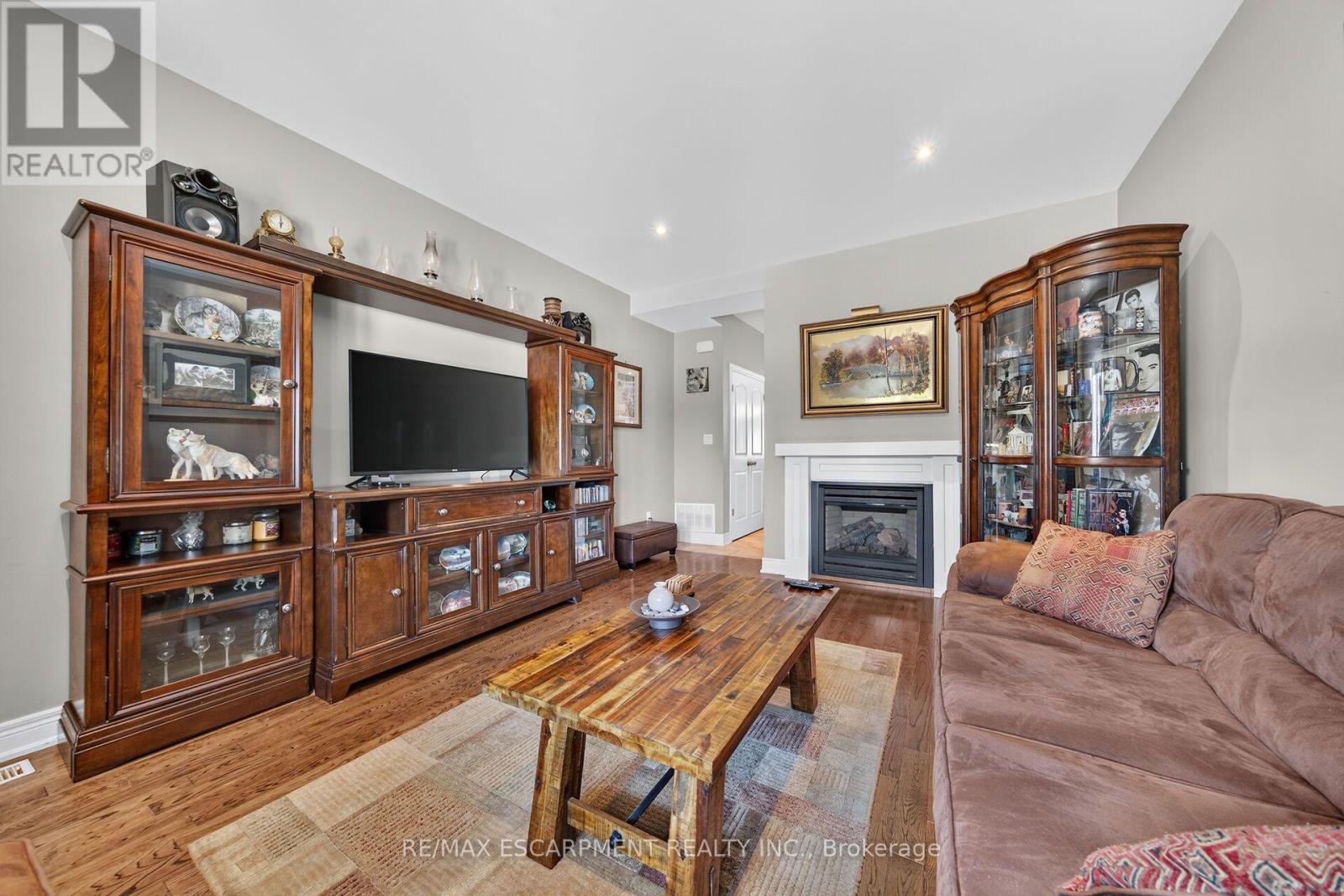 17 Grantham Avenue S, St. Catharines, Ontario  L2P 3B3 - Photo 7 - X13663260