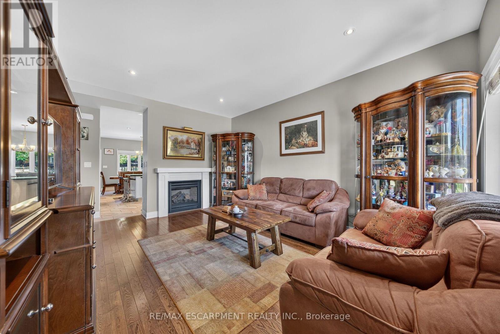 17 Grantham Avenue S, St. Catharines, Ontario  L2P 3B3 - Photo 8 - X13663260