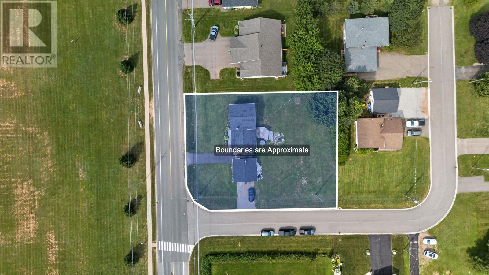 385 Macewan Road, Summerside, Prince Edward Island  C1N 5L1 - Photo 3 - 202620295