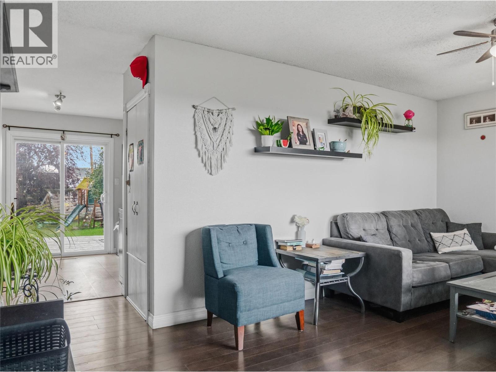 408 96a Avenue, Dawson Creek, British Columbia  V1G 1M4 - Photo 3 - 10395307