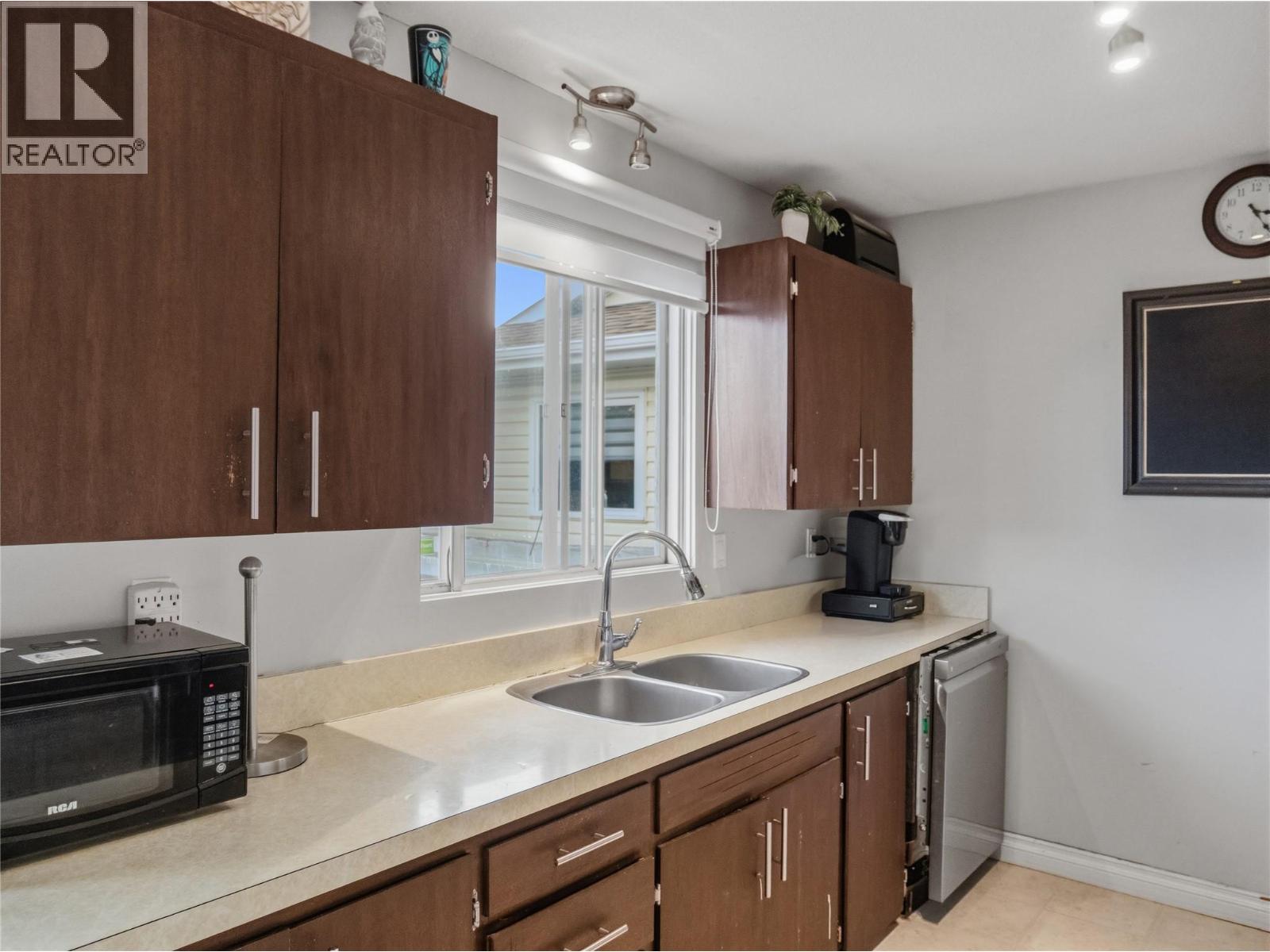 408 96a Avenue, Dawson Creek, British Columbia  V1G 1M4 - Photo 9 - 10395307