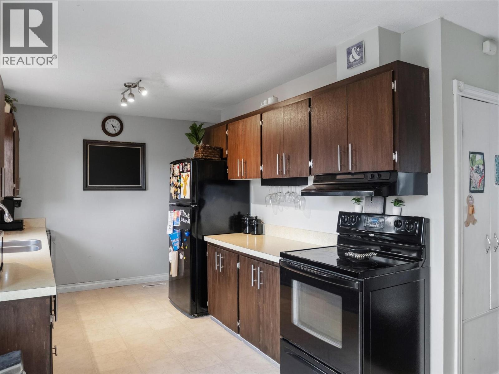408 96a Avenue, Dawson Creek, British Columbia  V1G 1M4 - Photo 8 - 10395307