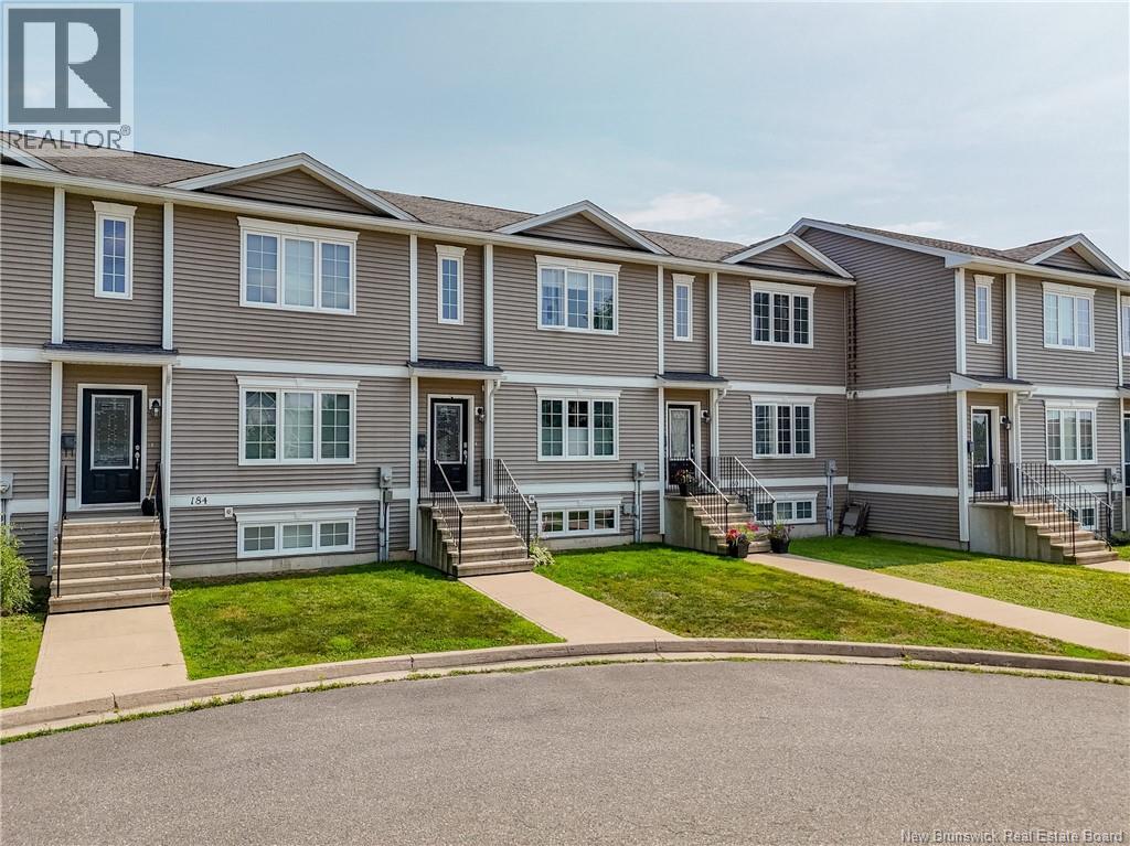 <h3>$284,900</h3><p>182 James Street, Fredericton, New Brunswick</p>