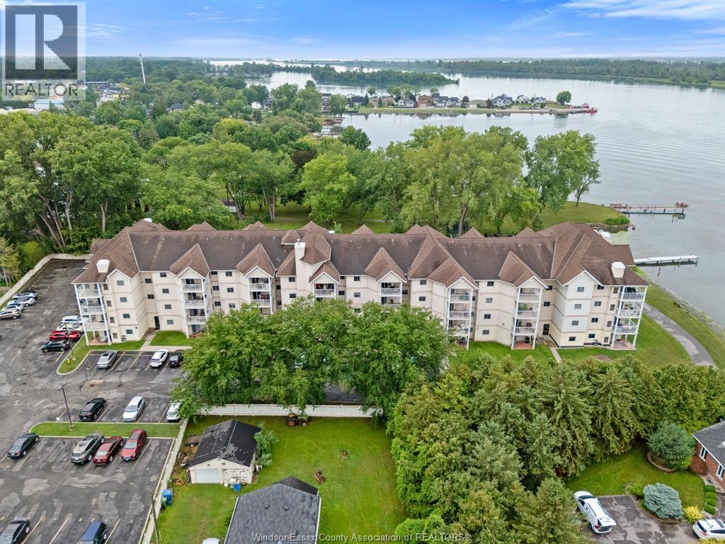 40 Adams LANE Unit# 214, LaSalle, Ontario