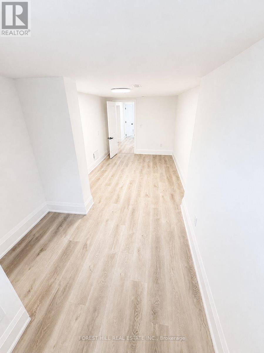 Lower - 43 Belvidere Avenue, Toronto, Ontario  M6C 1P7 - Photo 9 - C13662844