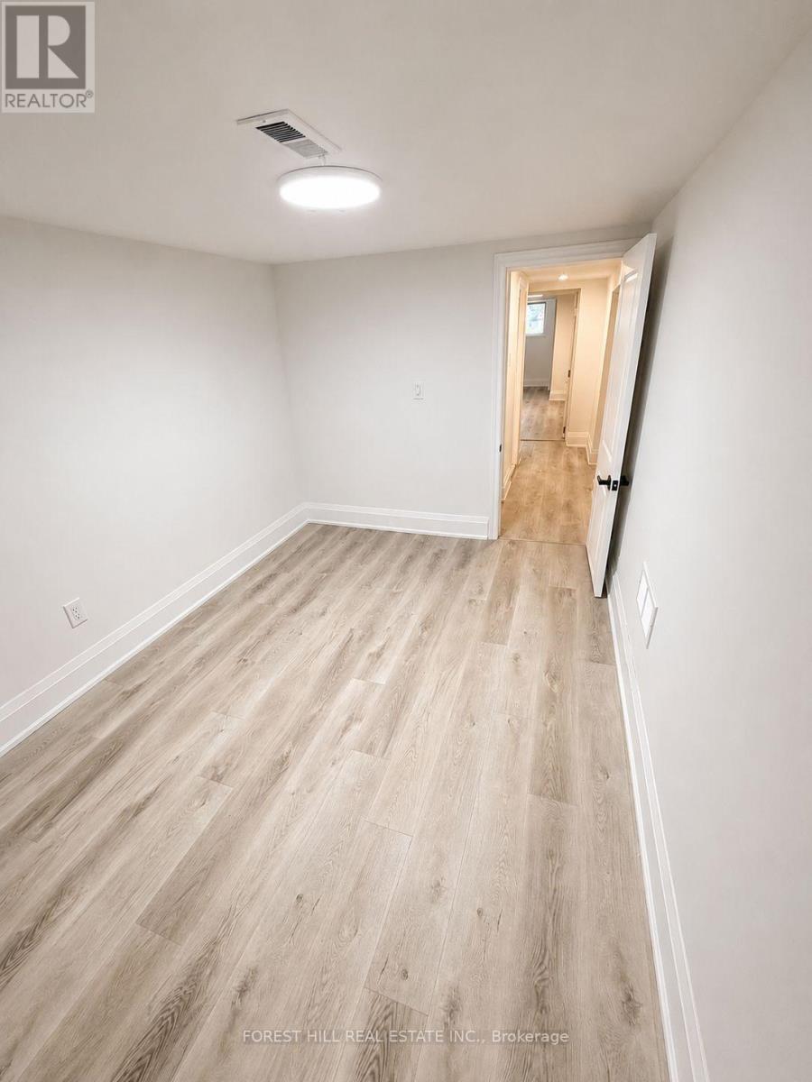 Lower - 43 Belvidere Avenue, Toronto, Ontario  M6C 1P7 - Photo 11 - C13662844