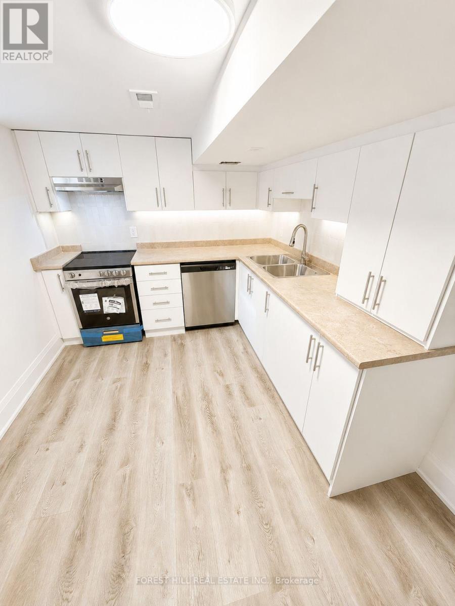 Lower - 43 Belvidere Avenue, Toronto, Ontario  M6C 1P7 - Photo 3 - C13662844