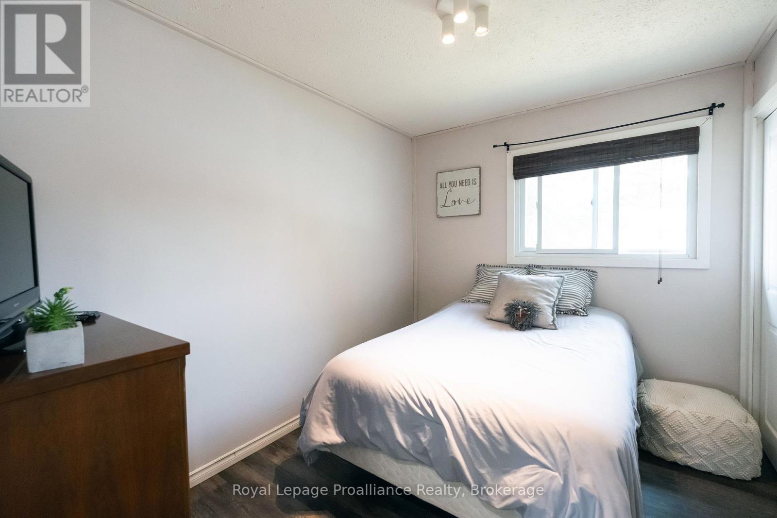 115 Nicholas Street, Quinte West, Ontario  K8V 6E8 - Photo 15 - X13663162