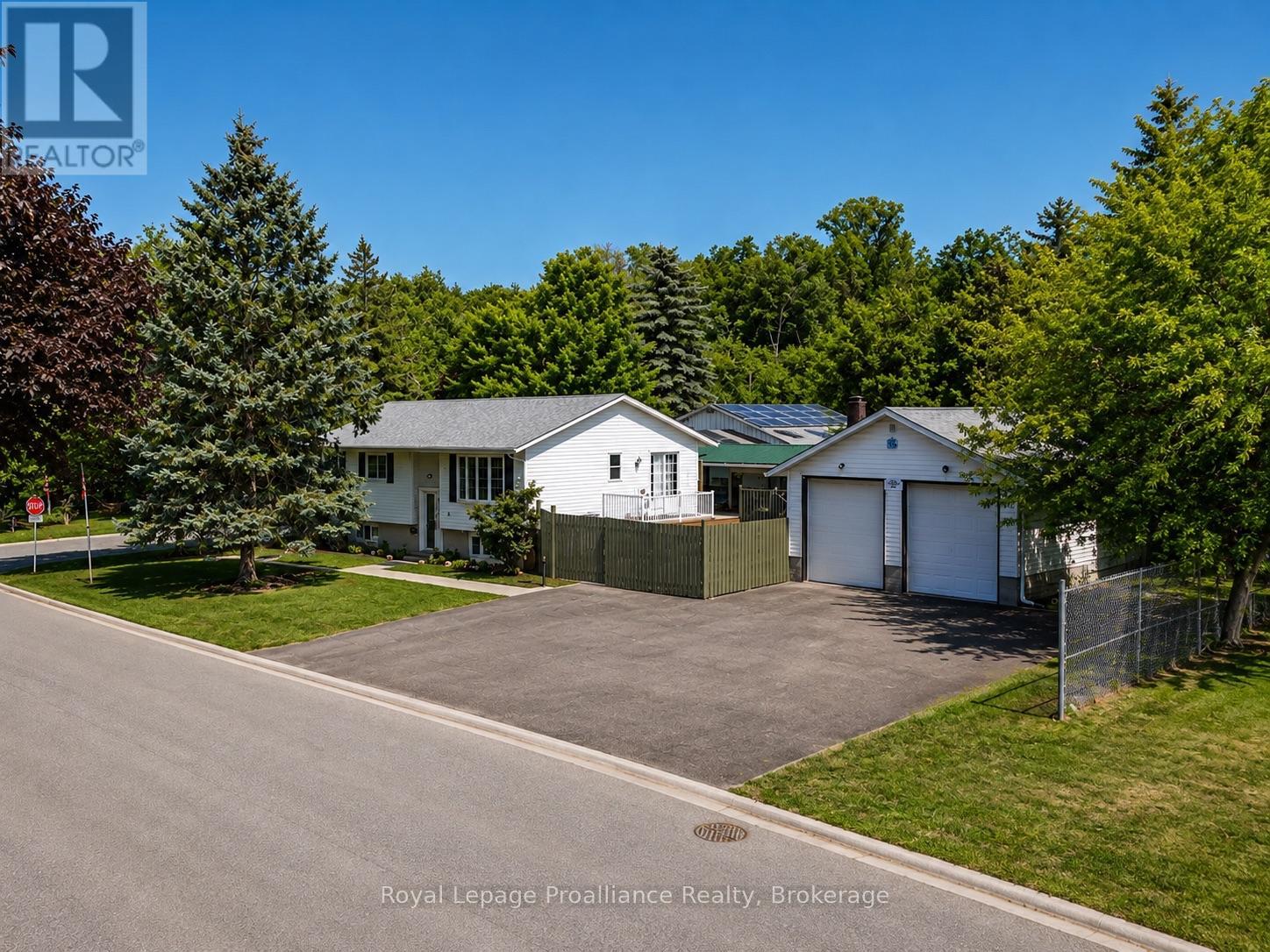 115 NICHOLAS STREET, Quinte West, Ontario
