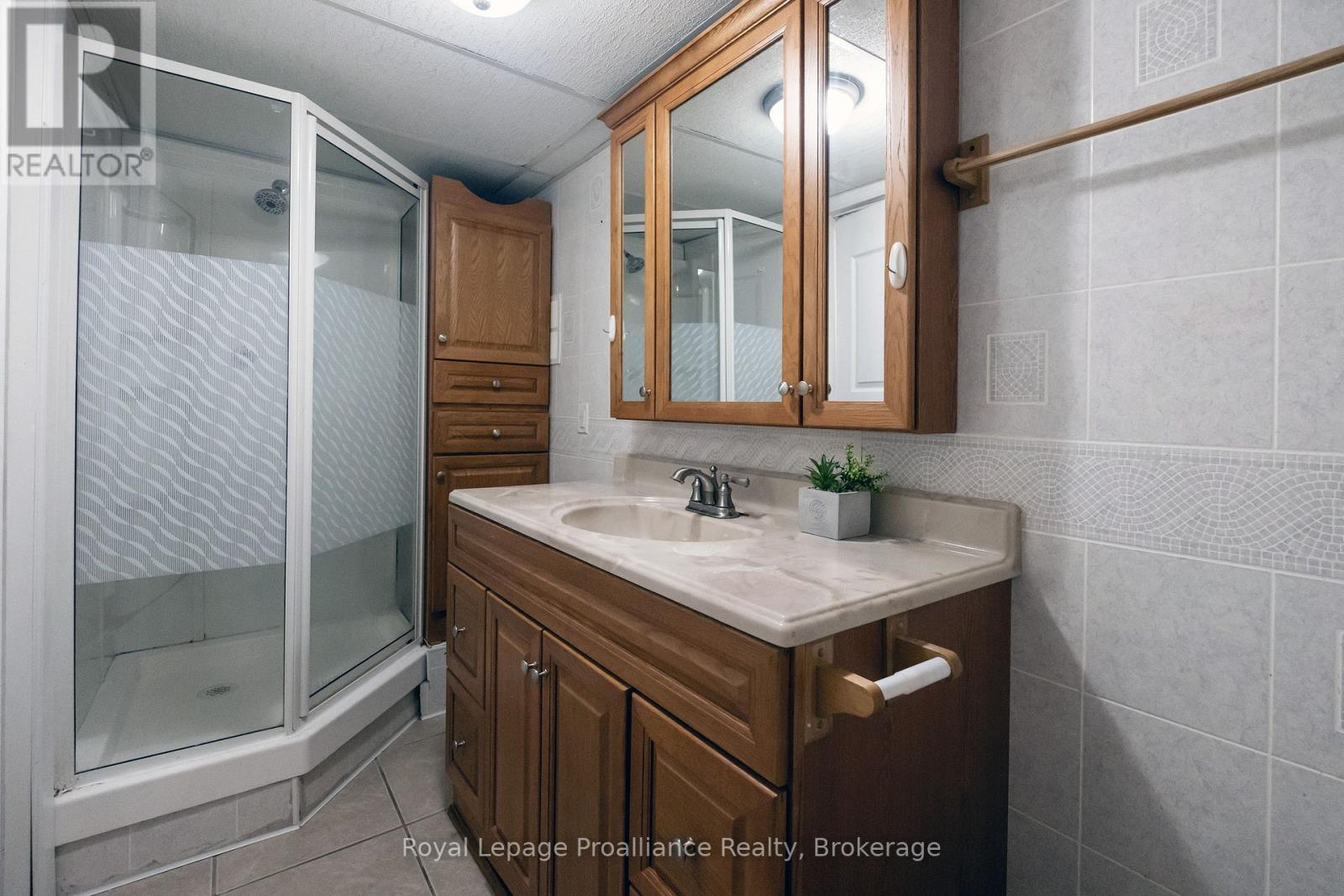 115 Nicholas Street, Quinte West, Ontario  K8V 6E8 - Photo 21 - X13663162