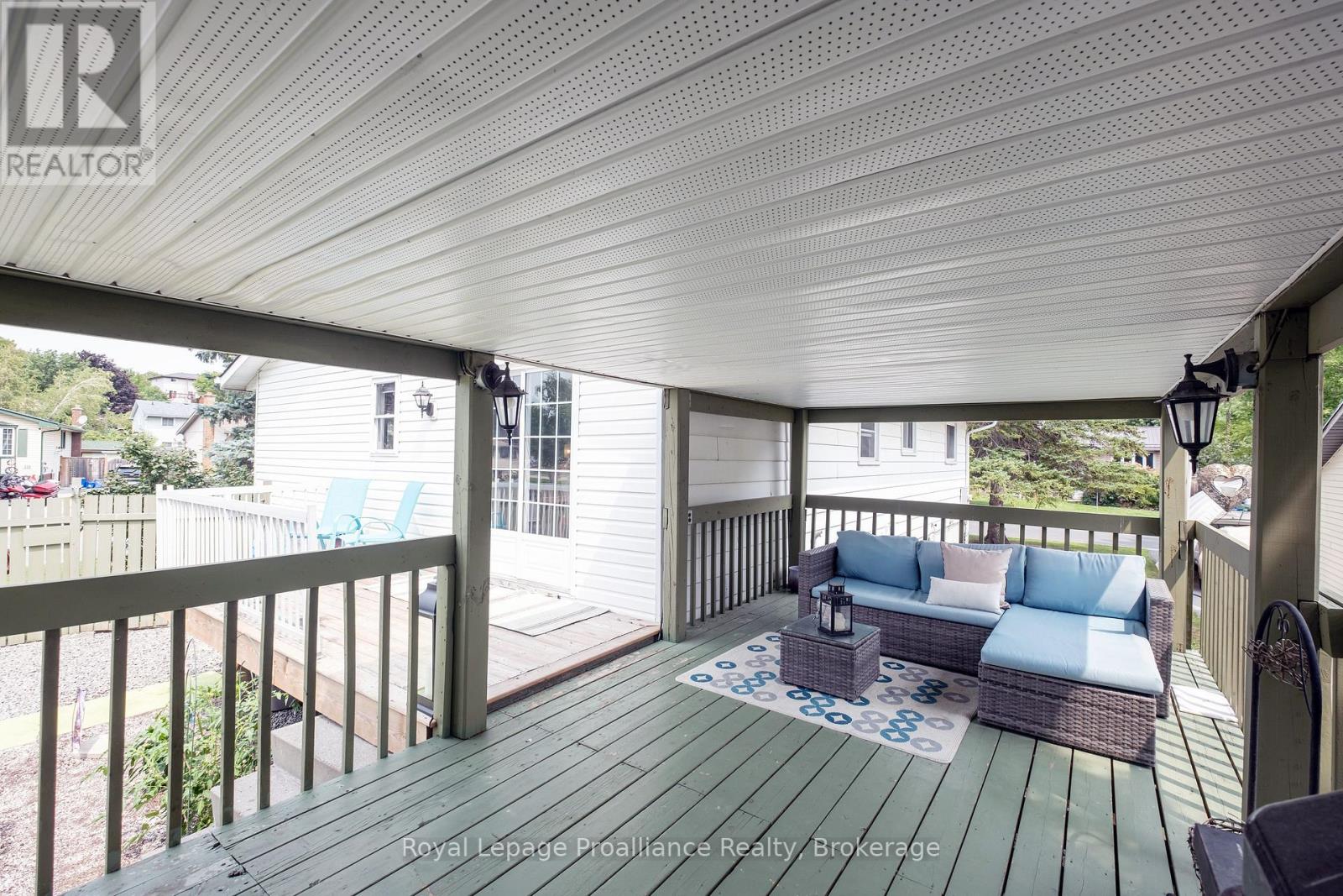 115 Nicholas Street, Quinte West, Ontario  K8V 6E8 - Photo 34 - X13663162