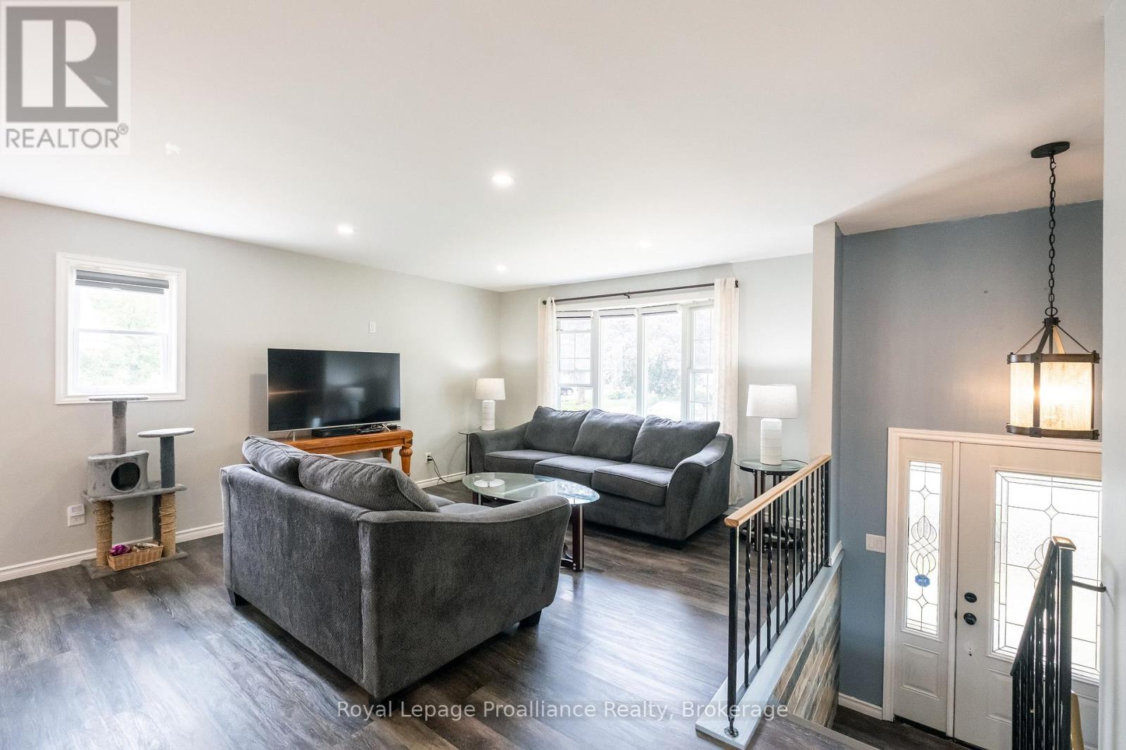 115 Nicholas Street, Quinte West, Ontario  K8V 6E8 - Photo 9 - X13663162