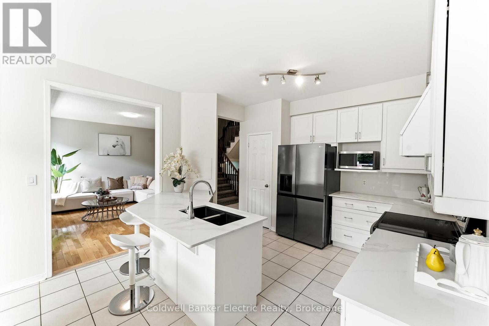 1407 Ashgrove Crescent, Oshawa, Ontario L1K 2W4 - Photo 16 - E13663292