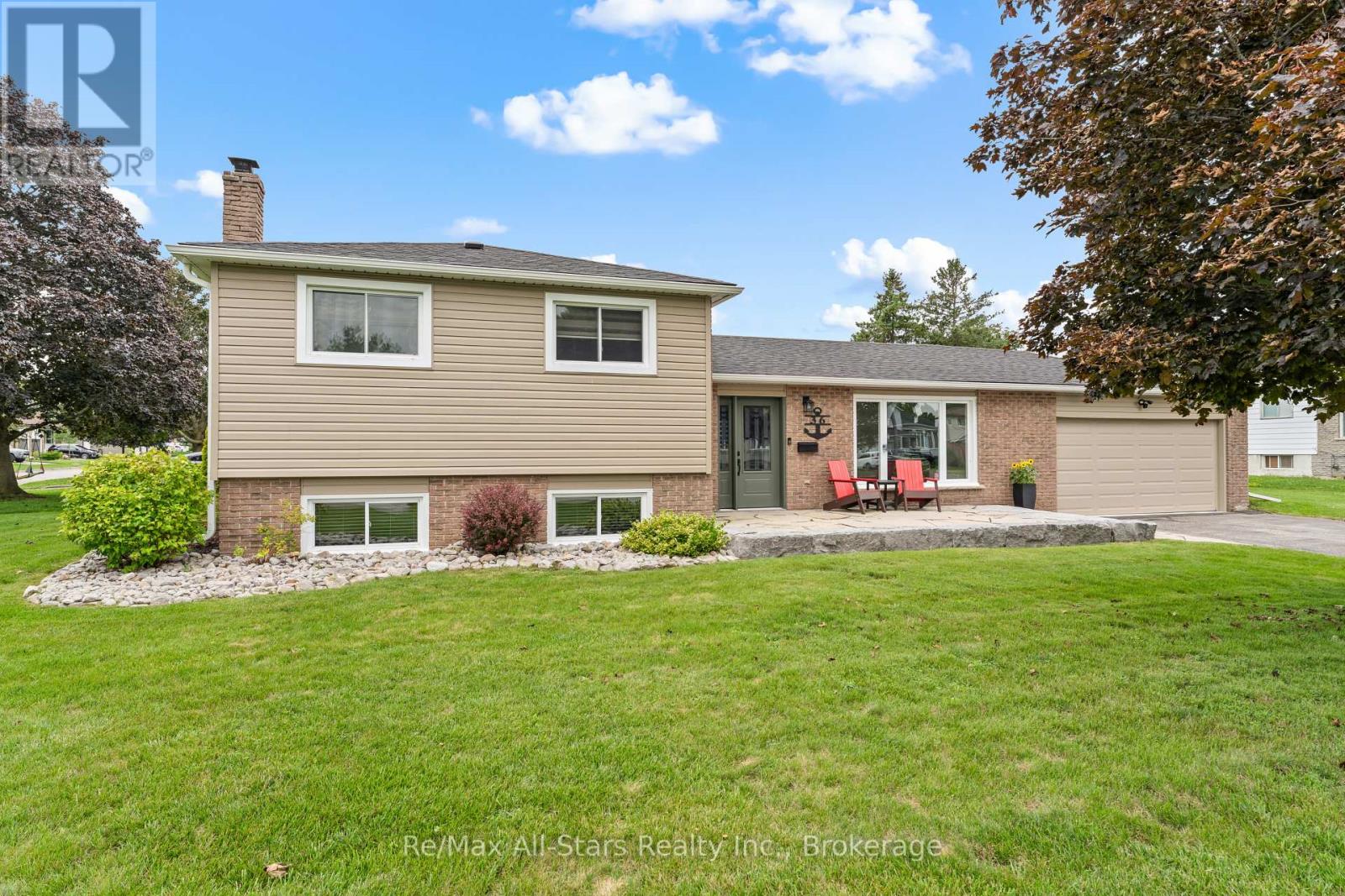 36 EDGEWOOD DRIVE, Kawartha Lakes, Ontario